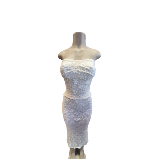 Elegant White Lace Strapless Midi Dress